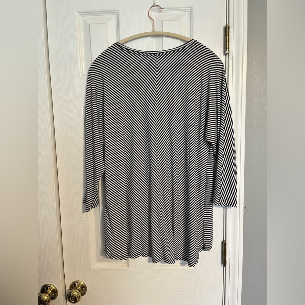Chico’s Black and White Striped Scoop Neck Top - Picture 2 of 3